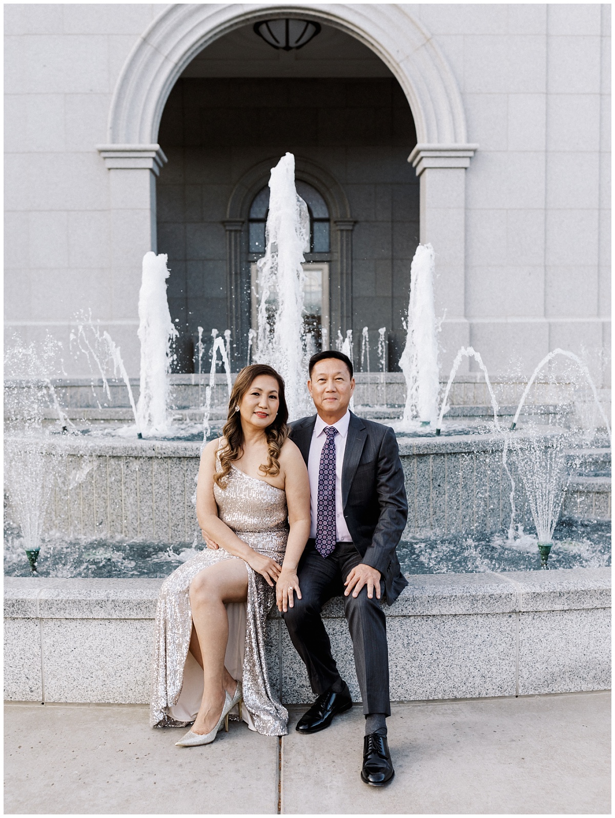 Engagement Photos in front of Fountain
